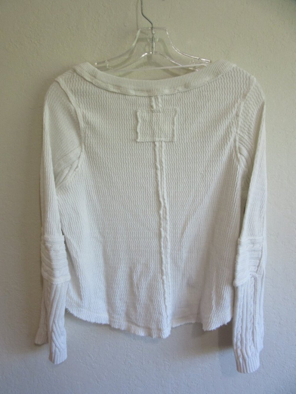 We The Free White Knit XS Round Neck Long Sleeve Sweater - Picture 3 of 3